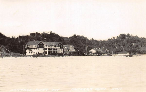 Portage Point Resort (Portage Point Inn) - Vintage Postcard